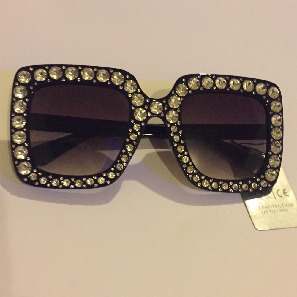 🕶Gaga Style shades🕶 - Picture 3 of 5